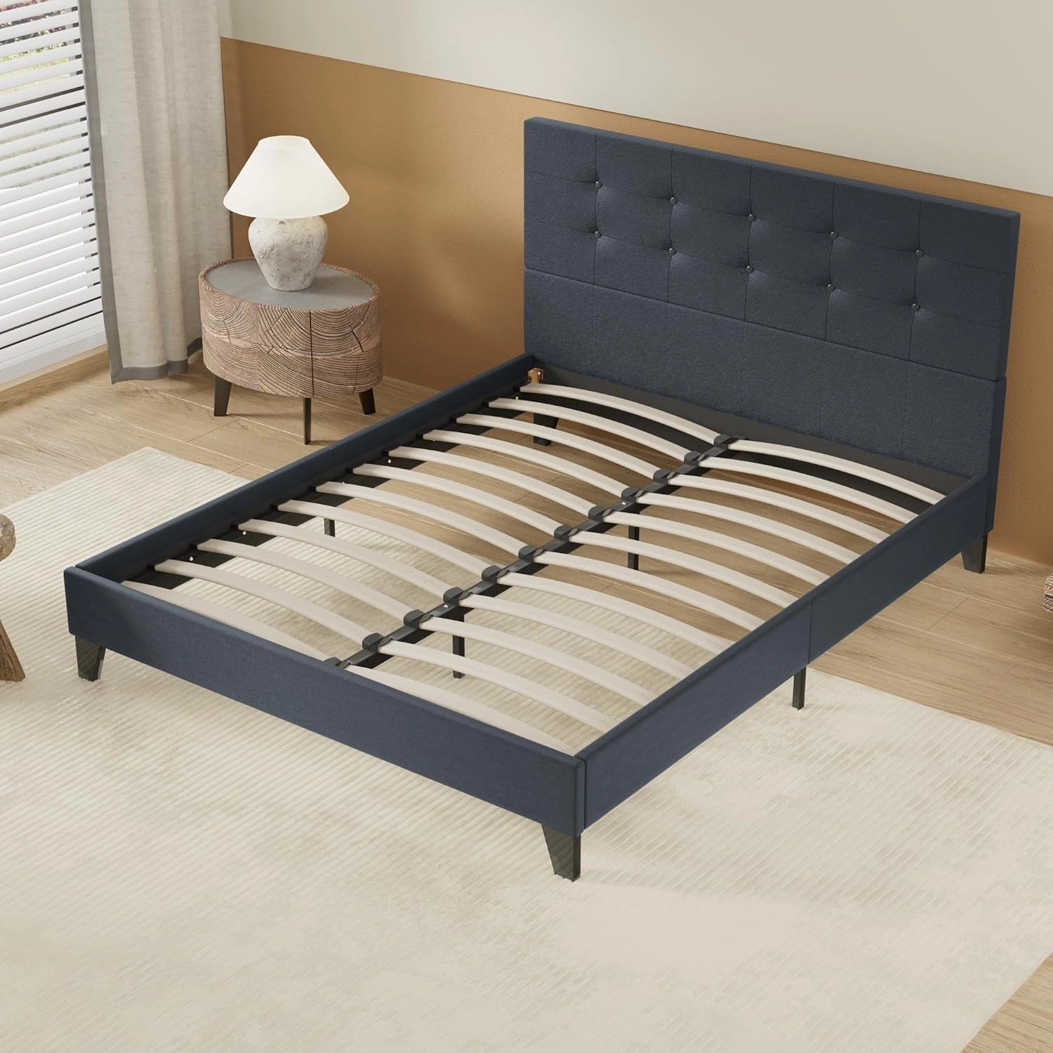 Lit Double 120x190 cm avec T¨ºte Capitonn¨¦e en Similicuir Noir, Structure Solide et Pieds Renforc¨¦s